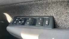 Volvo XC40 2.0 B3P Plus Dark 5dr Auto Petrol Estate